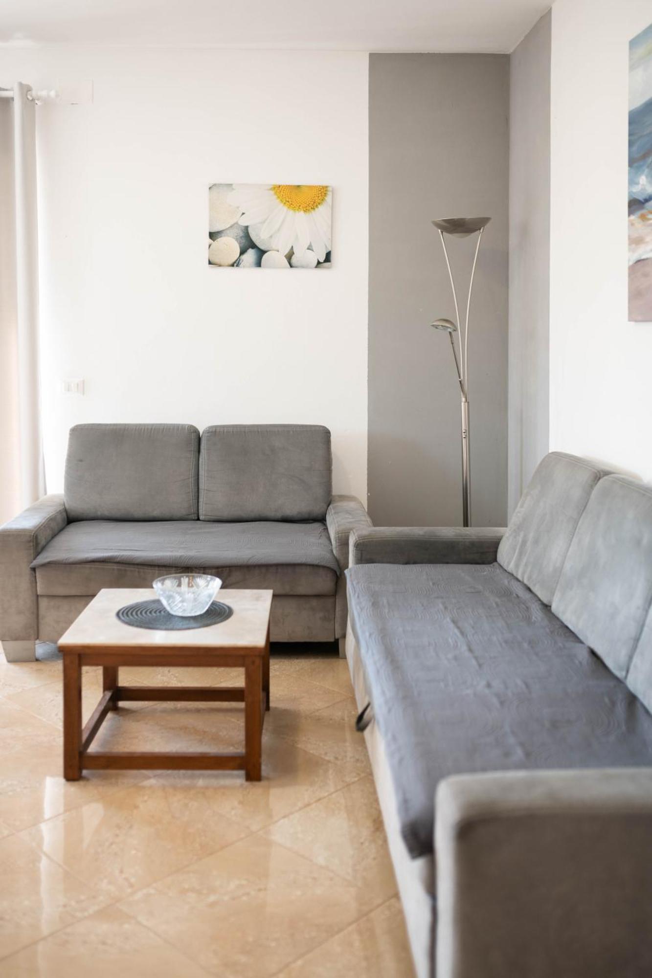 Thomas Apartment *